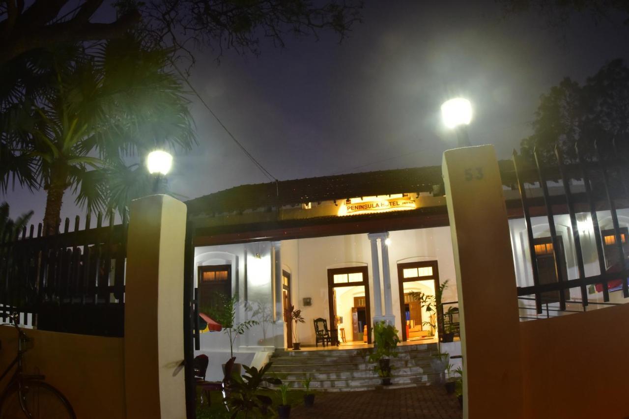 Peninsula Hotel Jaffna Exterior photo